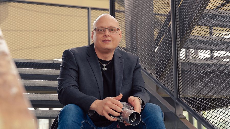Felix Heim mit Kamera